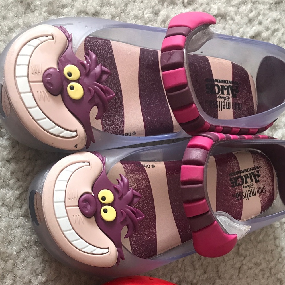Mini melissa Cheshire Cat size 9